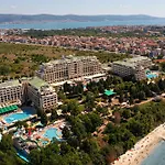 Здравен курорт Сол Несебър Бей Ризорт и Аквапарк - Ол инклузив 4*