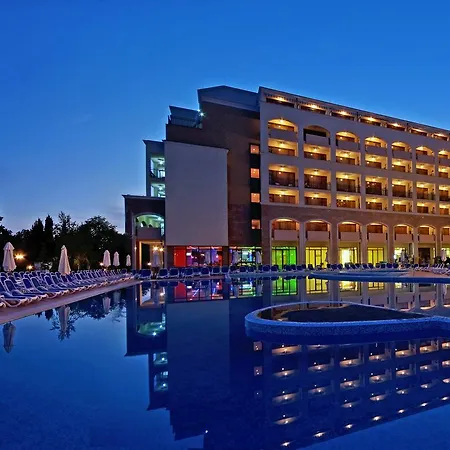 منتجع Sol By Melia Bay