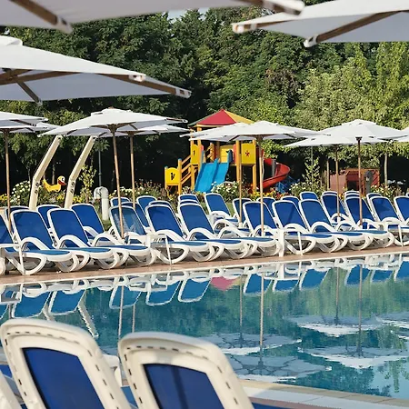 Sol Bay منتجع