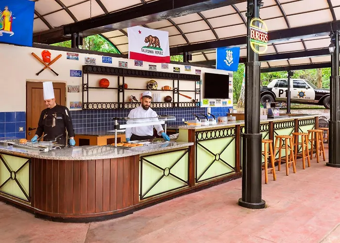 Курортный комплекс Sol Bay 4*